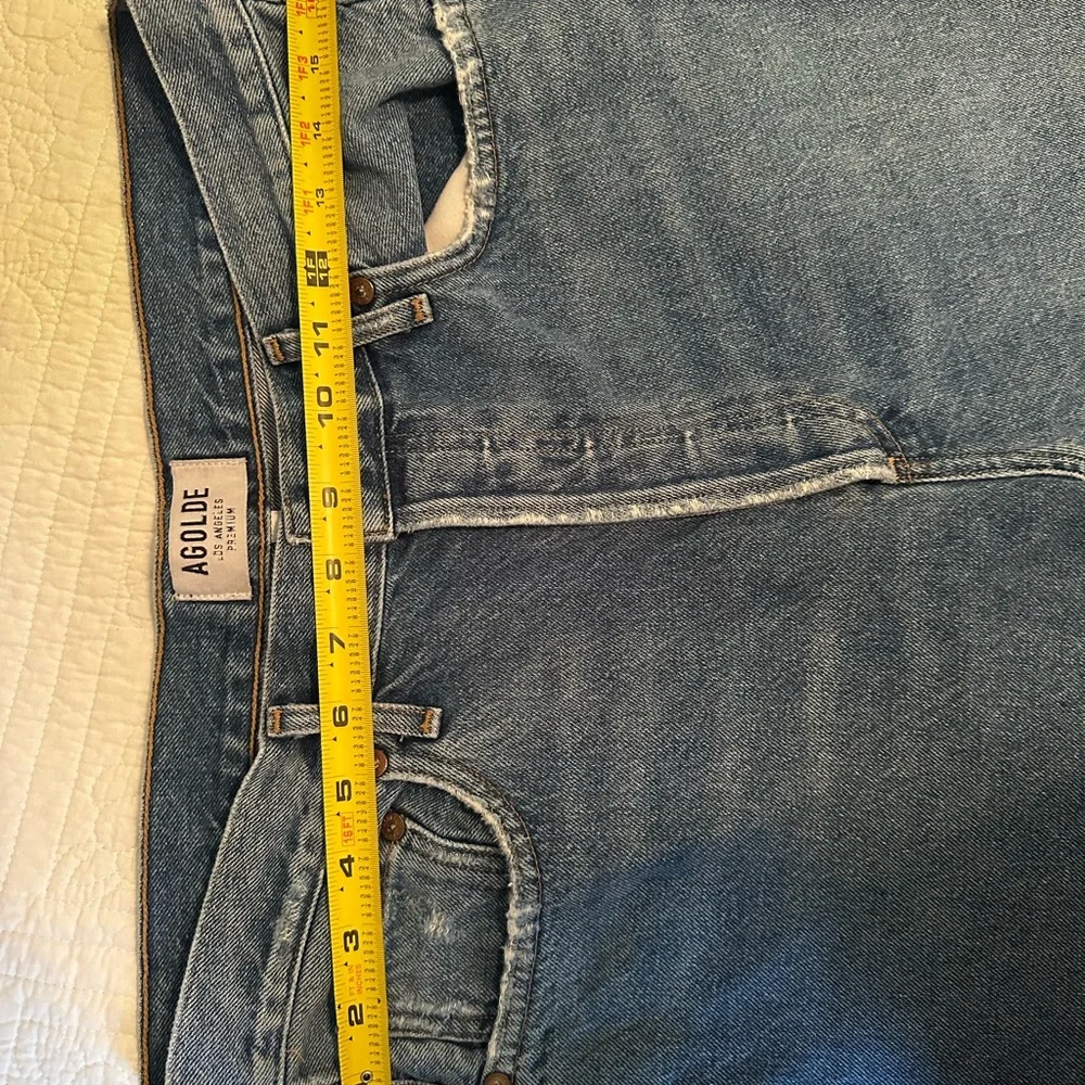 Agolde Straight Leg Jeans in Medium Blue Wash - Picture 7 of 11